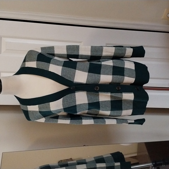 Ann Taylor Factory Sweaters - Ann Taylor Factory Green Plaid Sweater NWT